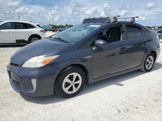 TOYOTA PRIUS 2013 مع رقم تعريف المركبة JTDKN3DU2D1638355 - صورة من المزاد