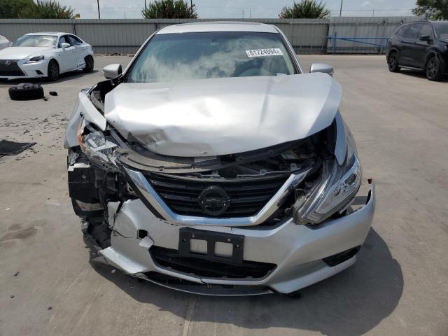 Photo 5 from auction – 2017 NISSAN ALTIMA 2.5 with VIN 1N4AL3AP2HC126577