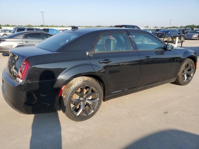Photo 3 from auction – 2023 CHRYSLER 300 S with VIN 2C3CCABG1PH677380