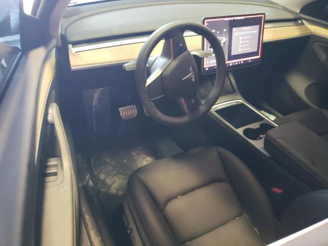 Zdjęcie 8 z aukcji – 2024 TESLA MODEL Y z VIN 7SAYGDEF4RA283326