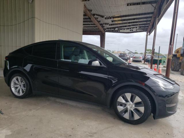 Photo 4 from auction – 2021 TESLA MODEL Y with VIN 5YJYGDEE3MF086745