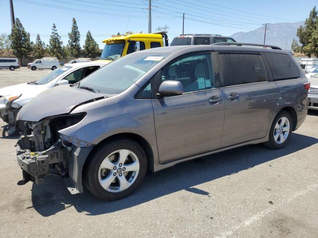 Photo 1 from auction – 2020 TOYOTA SIENNA LE with VIN 5TDKZ3DC0LS056624