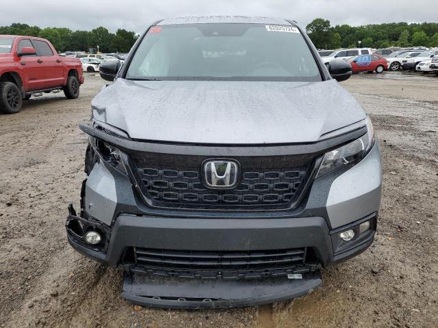 Photo 5 from auction – 2021 HONDA PASSPORT E with VIN 5FNYF7H56MB015006