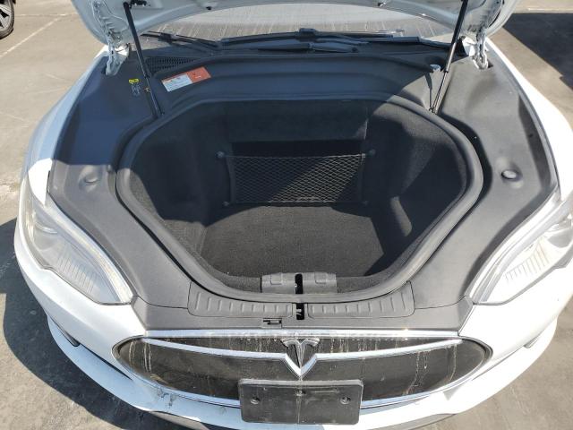 Photo 11 from auction – 2016 TESLA MODEL S with VIN 5YJSA1E13GF136034
