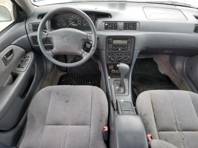 Photo 8 from auction – 2001 TOYOTA CAMRY LE with VIN 4T1BF22K71U123446