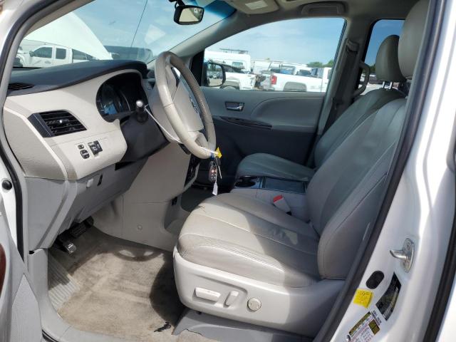 Photo 7 from auction – 2012 TOYOTA SIENNA XLE with VIN 5TDYK3DC1CS247743