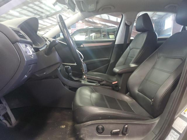 Photo 7 from auction – 2015 VOLKSWAGEN PASSAT S with VIN 1VWAT7A3XFC015980