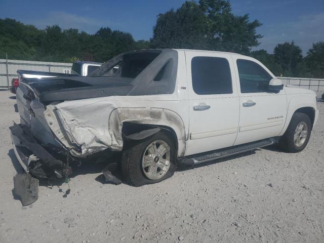 Photo 3 from auction – 2010 CHEVROLET AVALANCHE with VIN 3GNVKFE07AG288776