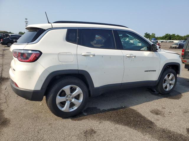 Photo 3 from auction – 2018 JEEP COMPASS LA with VIN 3C4NJDBB1JT284641