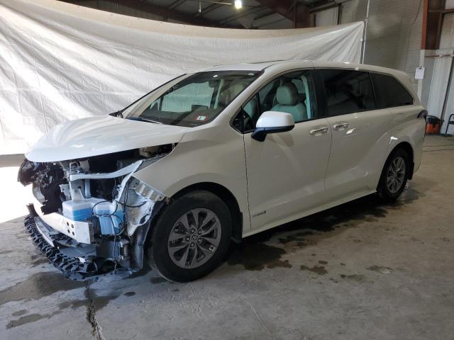 Photo 1 from auction – 2021 TOYOTA SIENNA XLE with VIN 5TDYSKFC0MS017104
