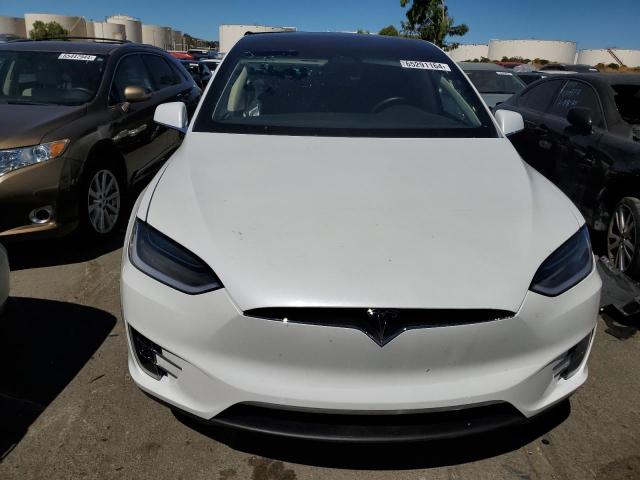 Photo 5 from auction – 2018 TESLA MODEL X with VIN 5YJXCBE27JF141890