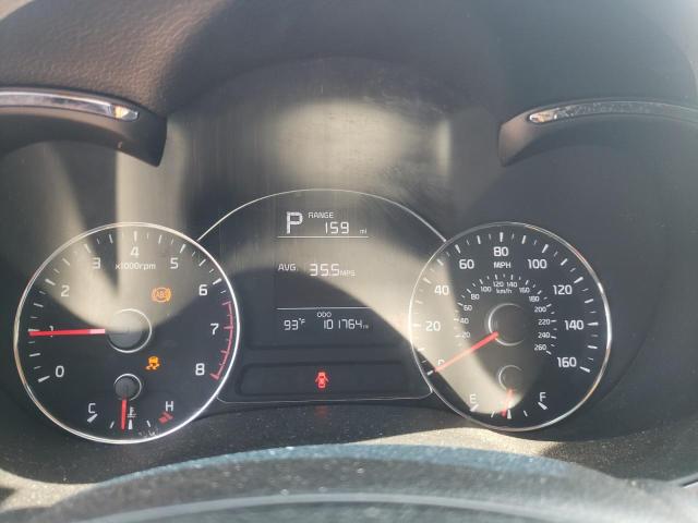 Photo 9 from auction – 2018 KIA FORTE LX with VIN 3KPFK4A71JE176247