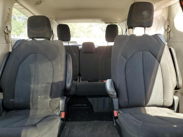 Photo 10 from auction – 2017 CHRYSLER PACIFICA T with VIN 2C4RC1DG6HR638346