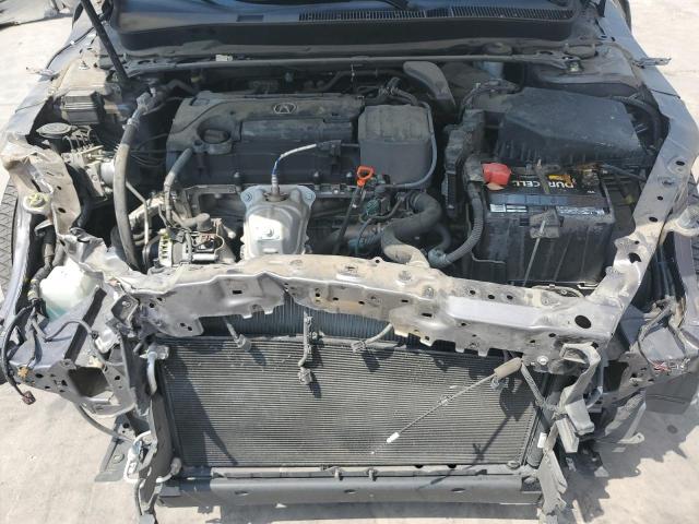 Photo 11 from auction – 2018 ACURA TLX with VIN 19UUB1F32JA011257
