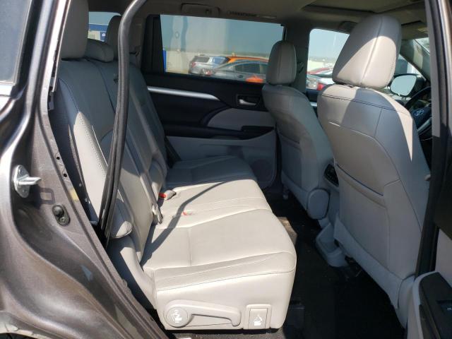 Photo 11 from auction – 2016 TOYOTA HIGHLANDER with VIN 5TDJKRFH1GS500403