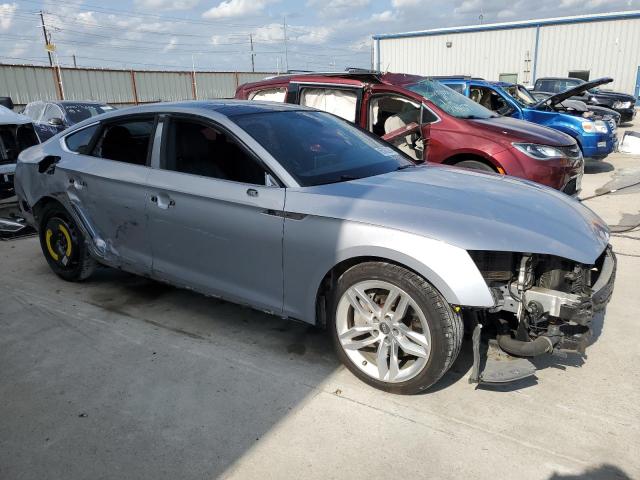 Photo 4 from auction – 2019 AUDI A5 PREMIUM with VIN WAUBNCF50KA008267