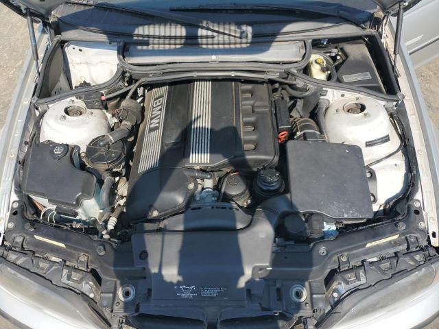 Photo 11 from auction – 2005 BMW 330 I with VIN WBAEV53405KM39615