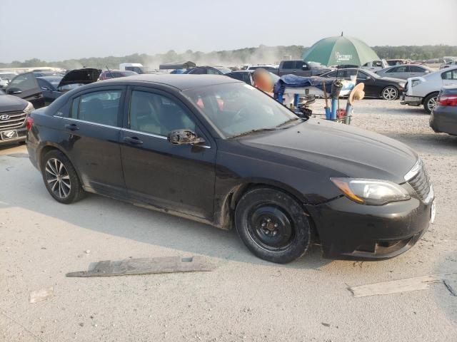 Photo 4 from auction – 2014 CHRYSLER 200 LIMITE with VIN 1C3CCBCG2EN120020