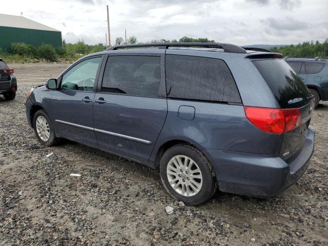 Photo 2 from auction – 2010 TOYOTA SIENNA XLE with VIN 5TDYK4CC8AS296751