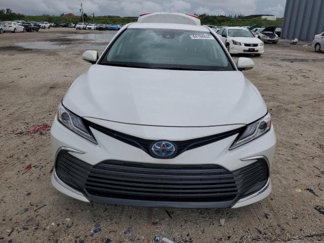 Photo 5 from auction – 2023 TOYOTA CAMRY XLE with VIN 4T1F31AK2PU604879