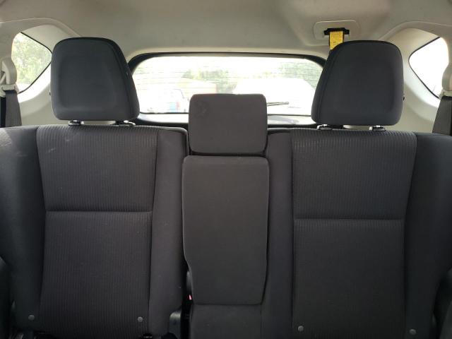 Photo 10 from auction – 2017 TOYOTA RAV4 LE with VIN JTMBFREV7HJ135238