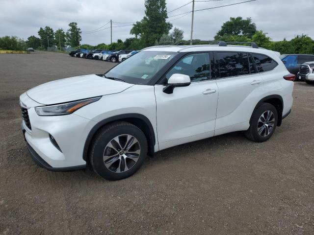 Photo 1 from auction – 2022 TOYOTA HIGHLANDER with VIN 5TDGZRBH9NS199386