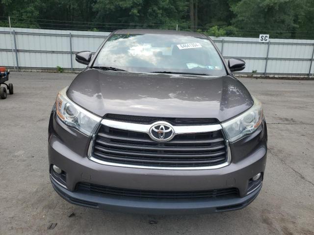 Photo 5 from auction – 2016 TOYOTA HIGHLANDER with VIN 5TDBKRFH4GS332602