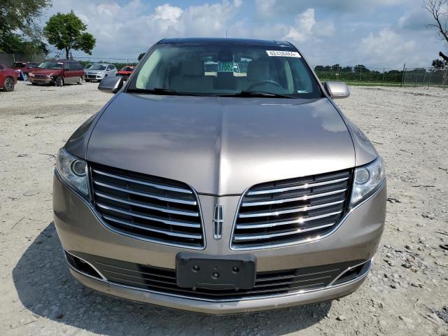 Photo 5 from auction – 2019 LINCOLN MKT with VIN 2LMHJ5AT2KBL02753
