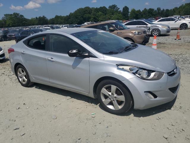 Photo 4 from auction – 2012 HYUNDAI ELANTRA GL with VIN 5NPDH4AE0CH085411