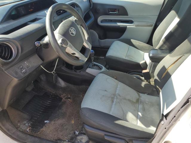 Photo 7 from auction – 2013 TOYOTA PRIUS C with VIN JTDKDTB33D1551769