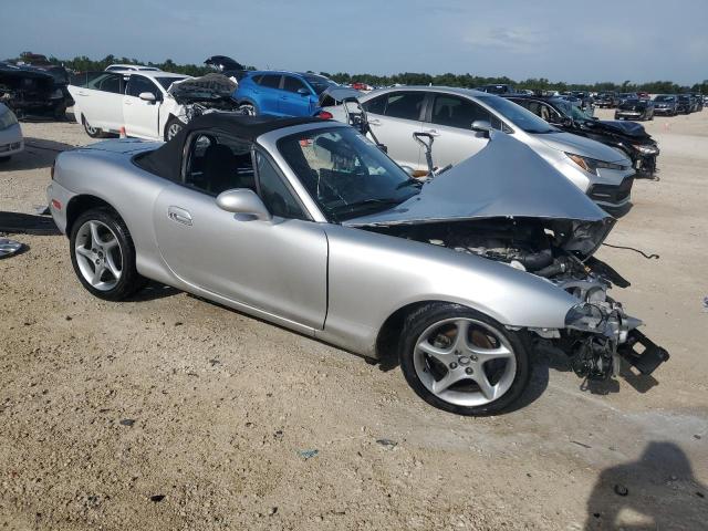 Photo 4 from auction – 2000 MAZDA MX-5 MIATA with VIN JM1NB3533Y0153892