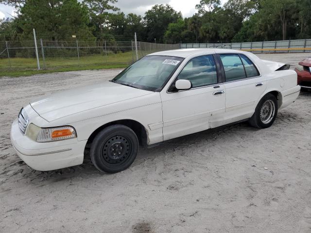 Photo 1 from auction – 2000 FORD CROWN VICT with VIN 2FAFP74W3YX150457