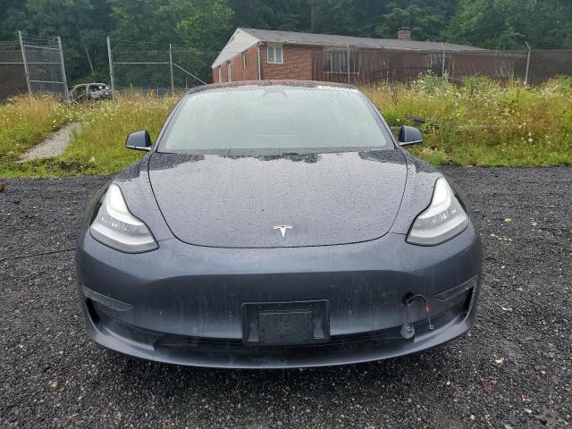 Photo 5 from auction – 2018 TESLA MODEL 3 with VIN 5YJ3E1EA2JF059432
