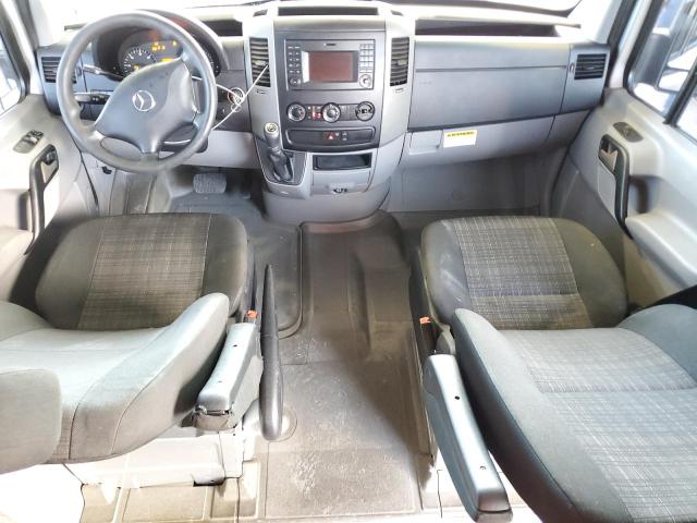 Photo 8 from auction – 2015 MERCEDES-BENZ SPRINTER 2 with VIN WD3PE7DC0FP157924