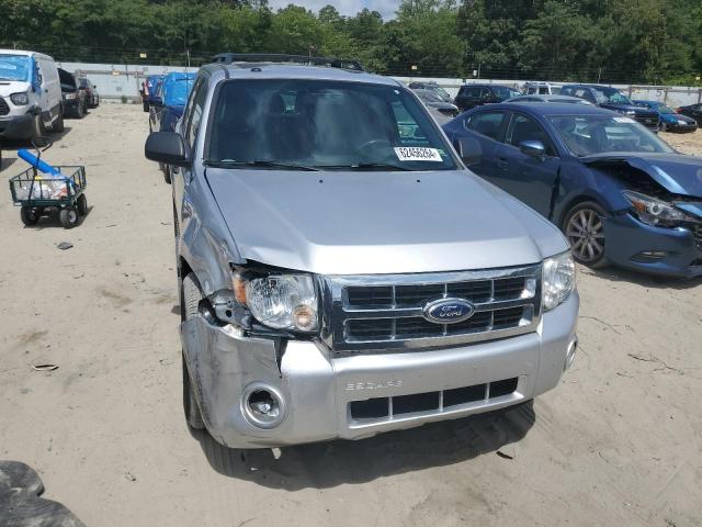 Photo 5 from auction – 2010 FORD ESCAPE XLT with VIN 1FMCU9D72AKD04302