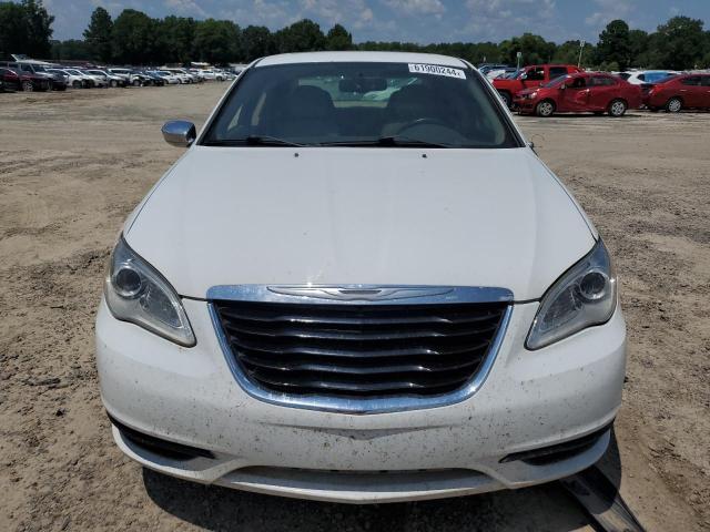 Photo 5 from auction – 2013 CHRYSLER 200 LIMITE with VIN 1C3CCBCG3DN654402