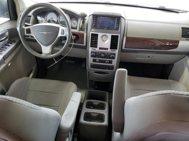 Photo 8 from auction – 2010 CHRYSLER TOWN & COU with VIN 2A4RR5D19AR449191
