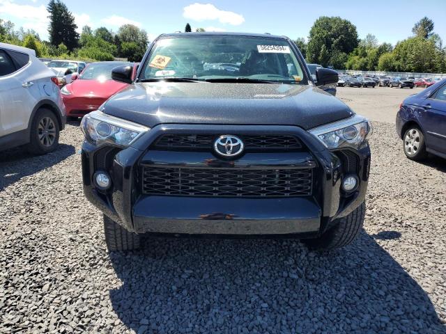 Photo 5 from auction – 2019 TOYOTA 4RUNNER SR with VIN JTEBU5JR7K5628775