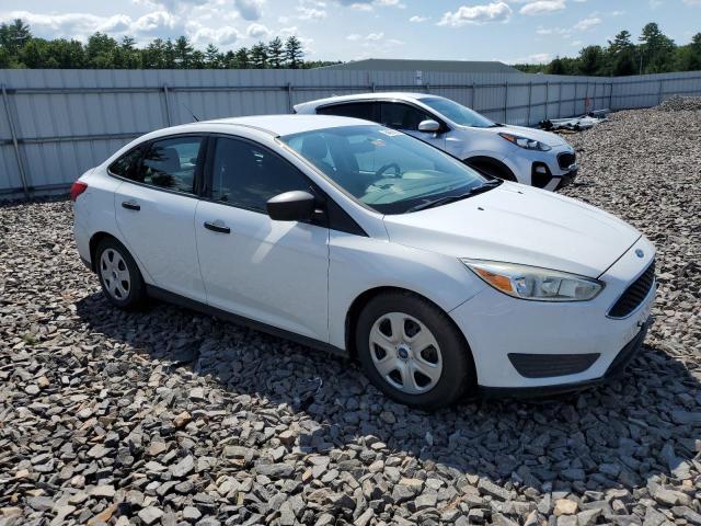 Photo 4 from auction – 2015 FORD FOCUS S with VIN 1FADP3E29FL212983