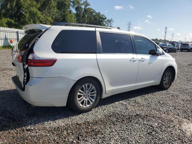 Photo 3 from auction – 2015 TOYOTA SIENNA XLE with VIN 5TDYK3DC7FS596295