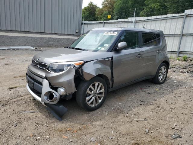 KIA SOUL + 2018 with VIN KNDJP3A58J7586483 - Photo from auction