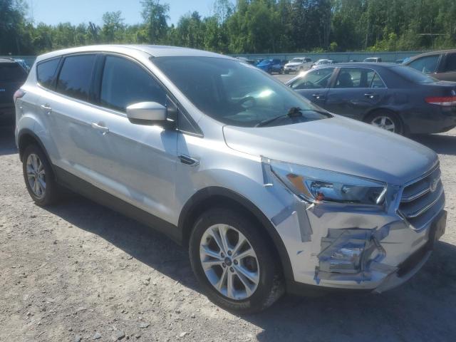 Photo 4 from auction – 2017 FORD ESCAPE SE with VIN 1FMCU9GD6HUB58230