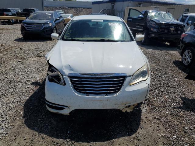 Photo 5 from auction – 2013 CHRYSLER 200 TOURIN with VIN 1C3CCBBB7DN773088