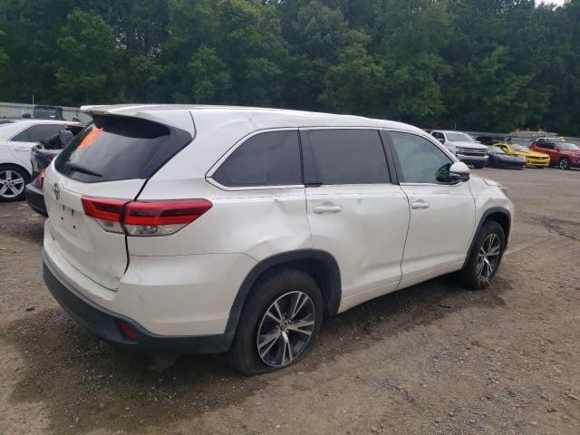 Photo 3 from auction – 2017 TOYOTA HIGHLANDER with VIN 5TDZARFH2HS032141