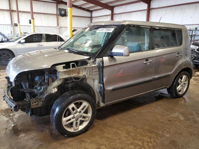 KIA SOUL + 2011 with VIN KNDJT2A27B7271025 - Photo from auction