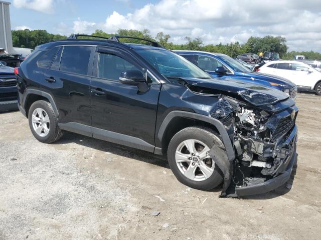 Photo 4 from auction – 2019 TOYOTA RAV4 XLE with VIN JTMP1RFVXKJ001253