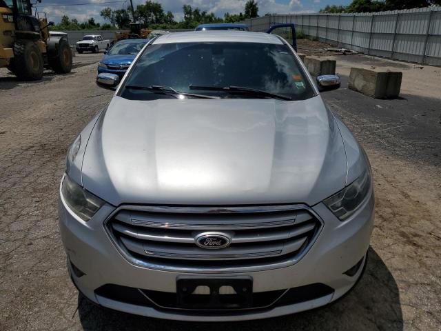 Photo 5 from auction – 2015 FORD TAURUS LIM with VIN 1FAHP2F89FG171388