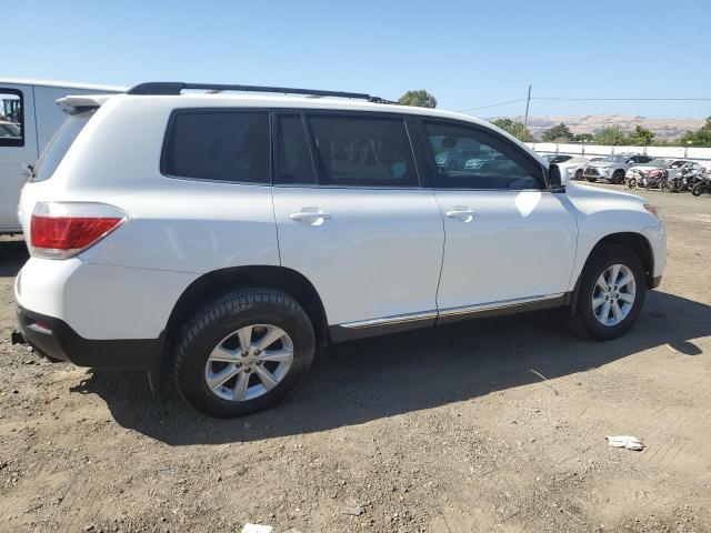 Photo 3 from auction – 2012 TOYOTA HIGHLANDER with VIN 5TDBK3EH5CS100017