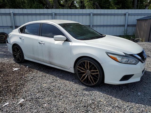 Photo 4 from auction – 2017 NISSAN ALTIMA 2.5 with VIN 1N4AL3AP1HC162406