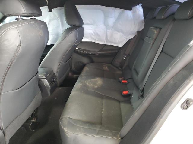 Photo 10 from auction – 2022 LEXUS IS 300 with VIN JTHDA1D21N5118017
